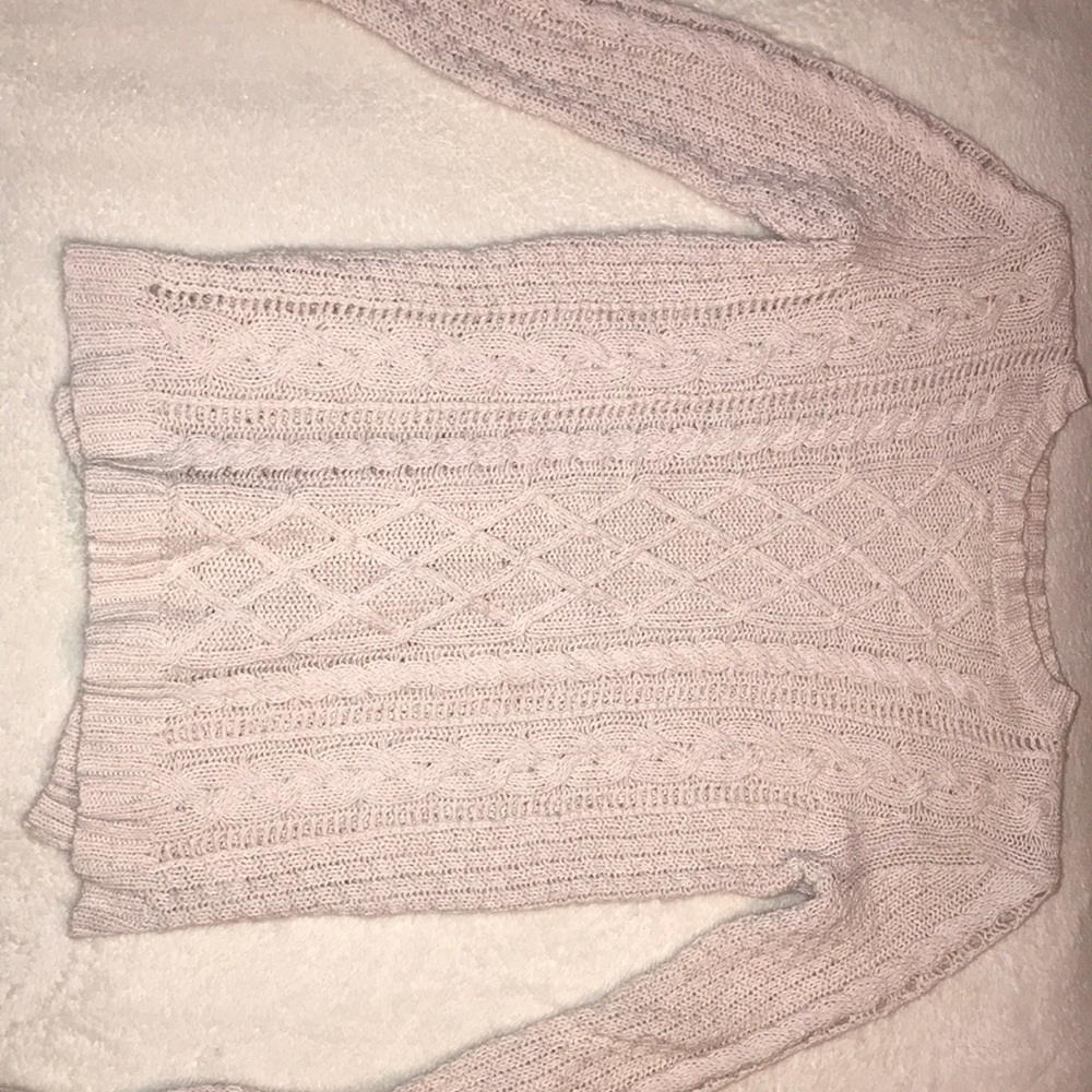 a pastel pink Aeropostale sweater